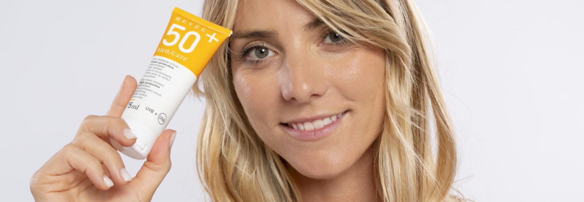 Odżywczy krem przeciwsłoneczny SPF 50+